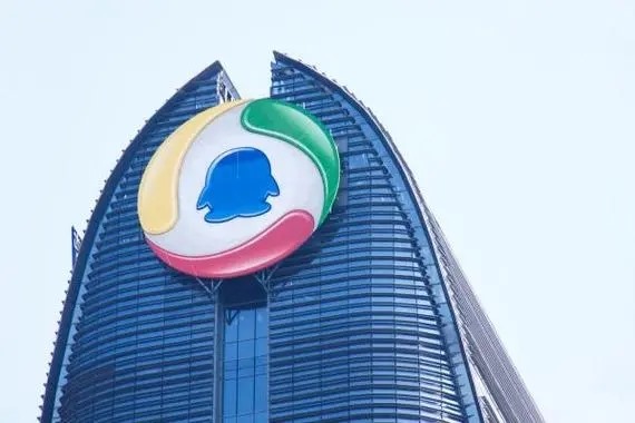 QQ爱心交友怎么亮啊？